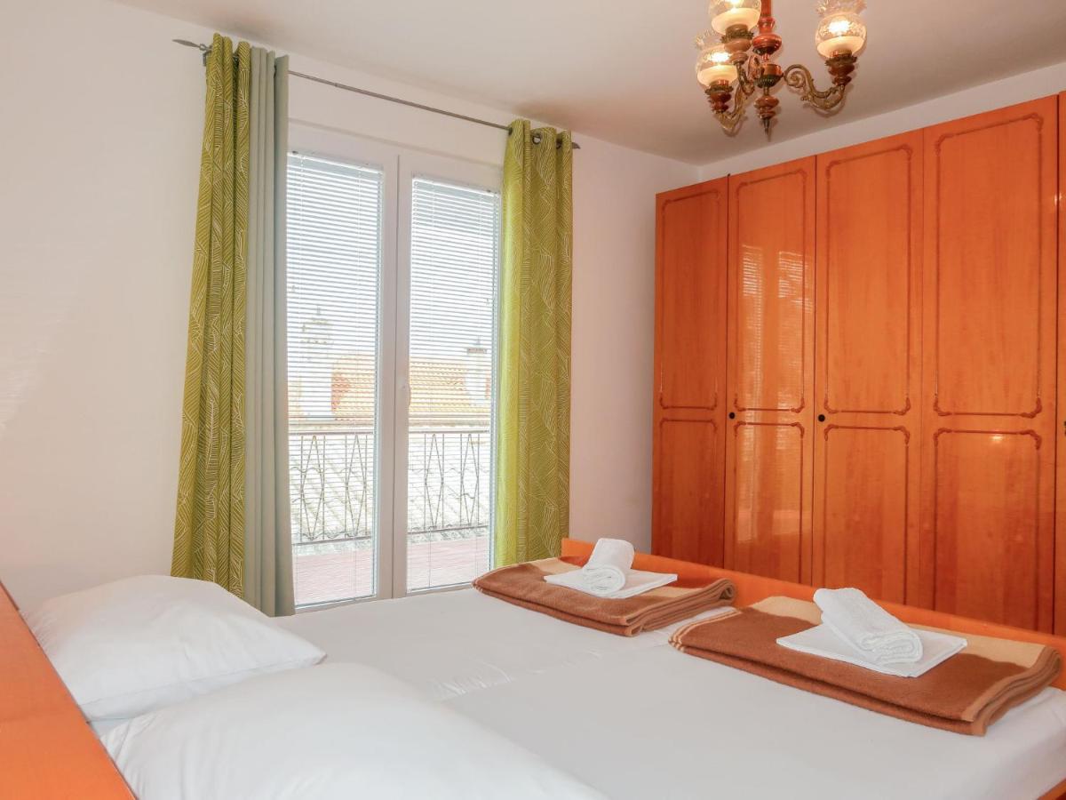 Nena - Snj219 By Interhome Apartment *
